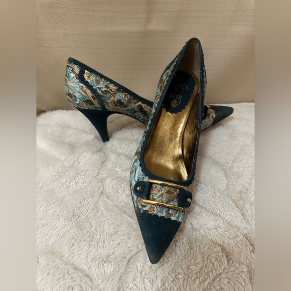 Frankie & Dany Shoes - Frankie & Dany Brocade Pointed Toe Heels | Vintage Style | Women’s 8M
